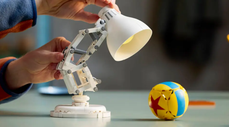 One-object-in-LEGO-Ideas-Luxo-Jr.-presented-a-unique-design-challenge-featured-image-800x445-1 LEGO Unveils Disney Pixar’s Luxo Jr. Set – Launches June 1 for $69.99!